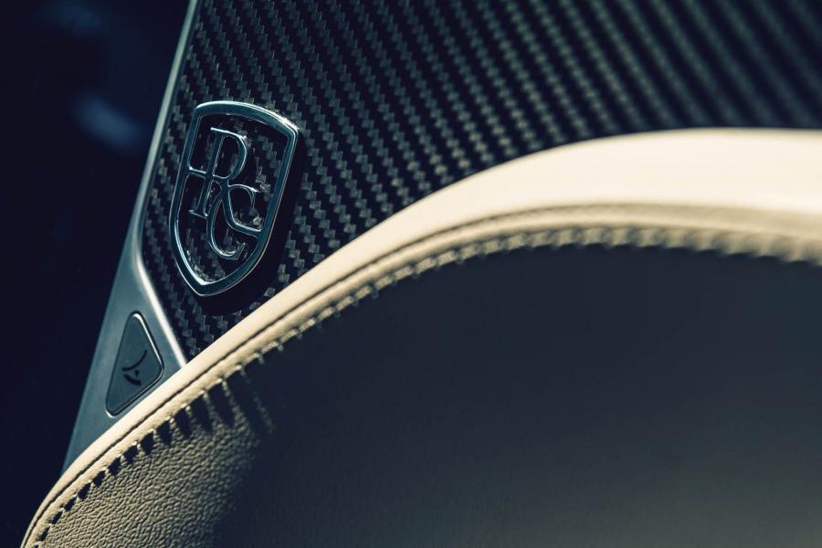 Детали интерьера Tesla Model S 85 Performance Shooting Brake by RemetzCar 2018 года  (фото 8 из 99)
